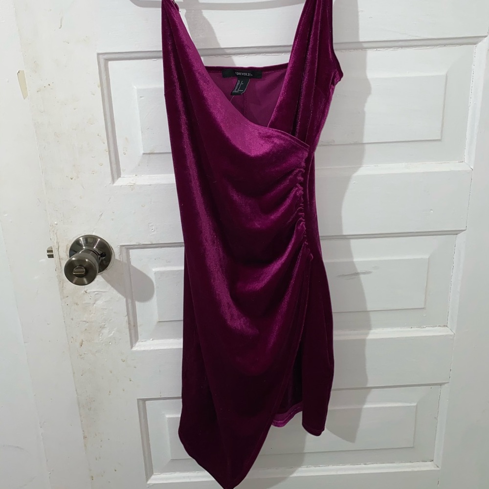 NEW f21 slinky crushed velvet dress
